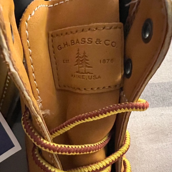 NWT, G.H Bass boot, kids size 2 - Picture 3 of 4